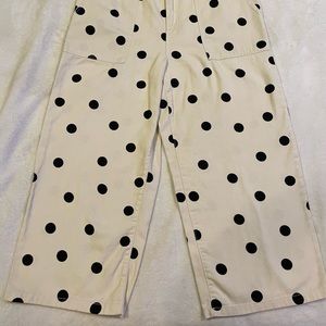 Who What Wear Cream jeans W/ Black Pock-a-Dots !
